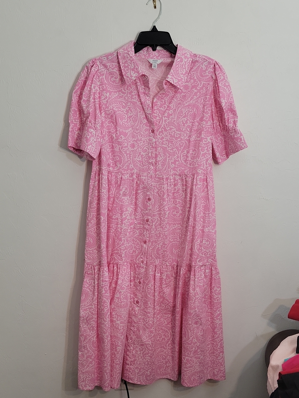 crown & ivy Pink Paisley Button-Front Maxi Dress